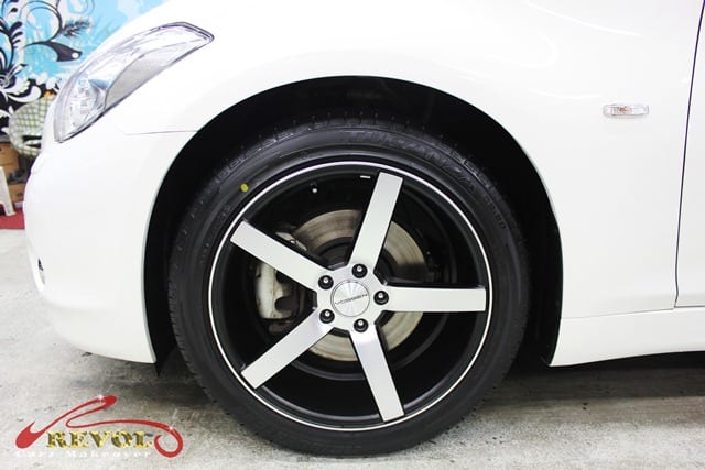 Infiniti M37 - rims