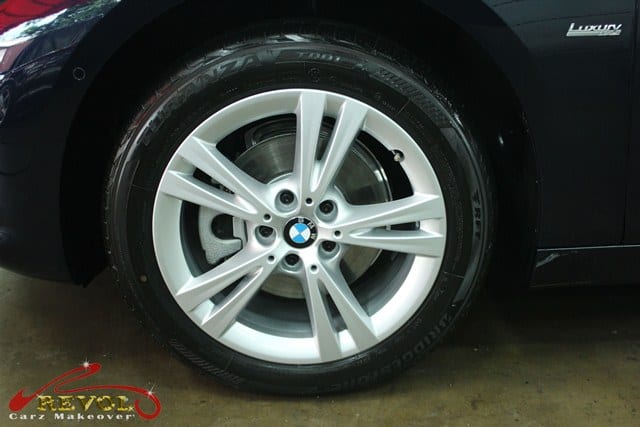 BMW 216D - wheels