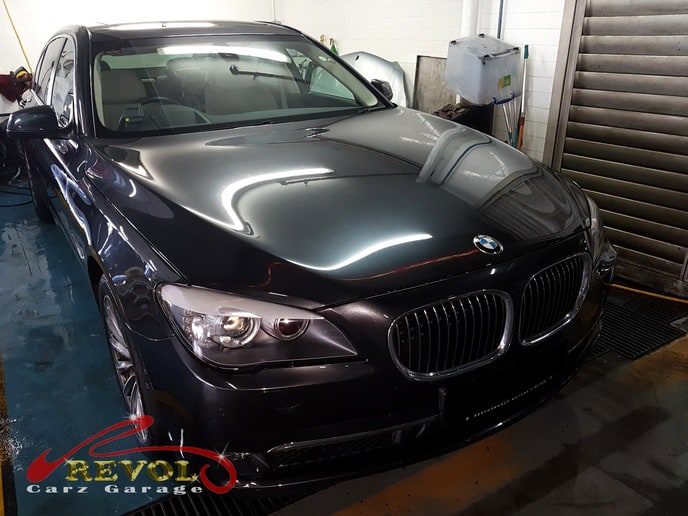 BMW 750i Saloon complimentary car wash and vacuum done